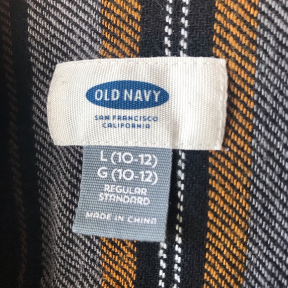 Old Navy knit shirt - Picture 3 of 7
